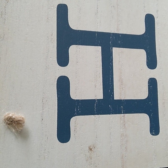 New Wooden Home Sign - Picture 4 of 9